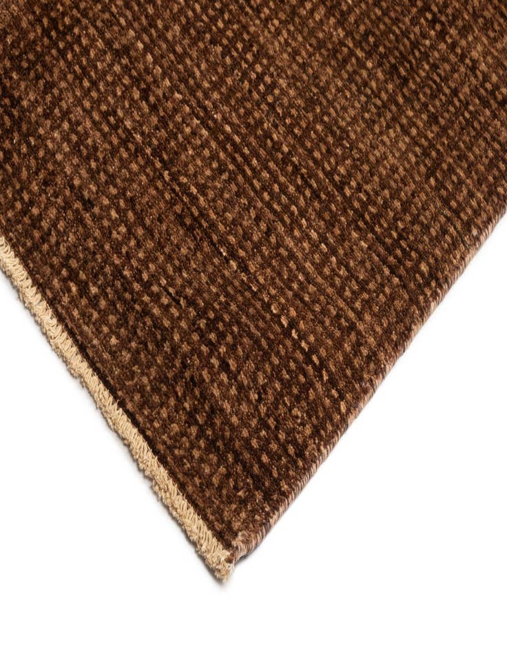 Detail image of 6' 9 x 9' 9 Juma Rug