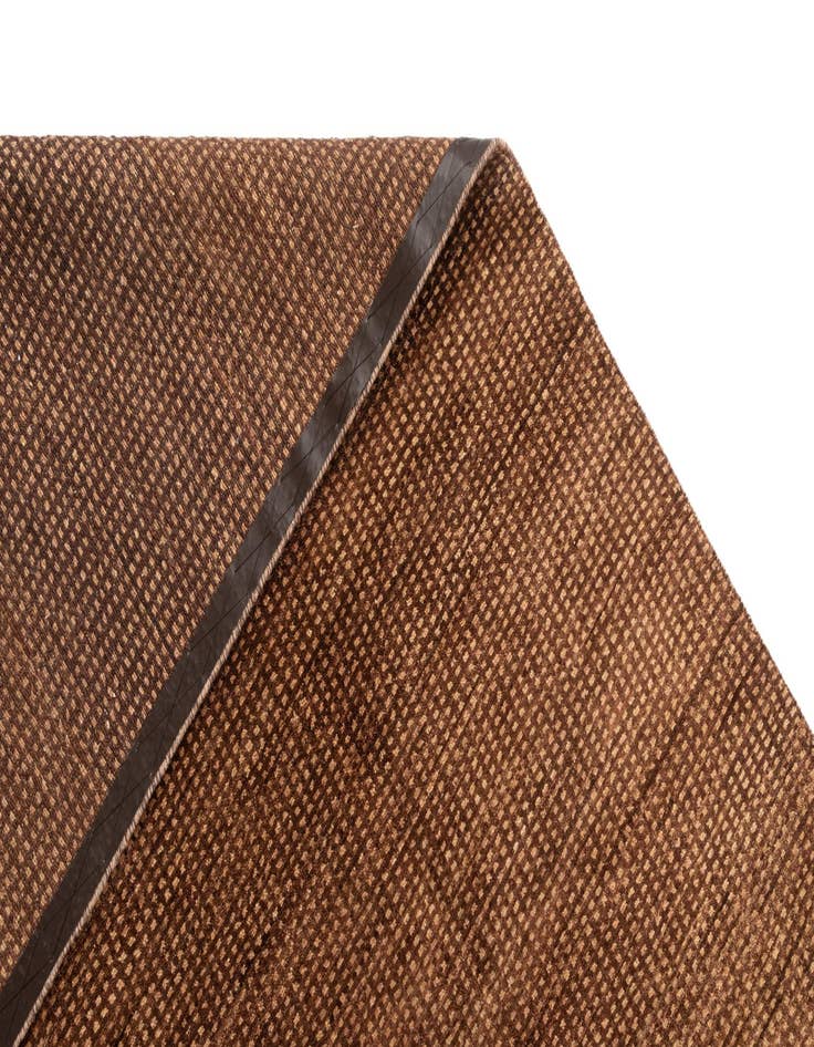 Detail image of 6' 9 x 9' 9 Juma Rug