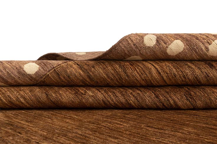 Detail image of 7' x 9' 9 Juma Wool Rug