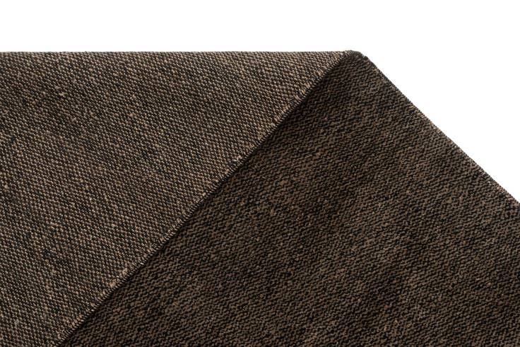 Detail image of 6' 7 x 9' 6 Juma Wool Rug