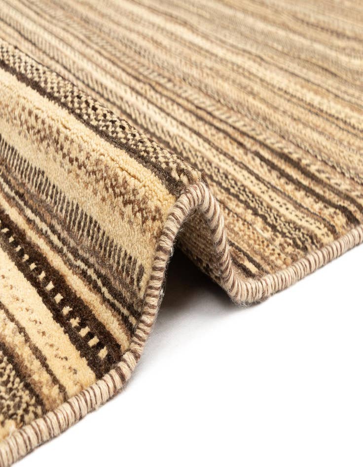 Detail image of 4' 8 x 6' 6 Juma Wool Rug