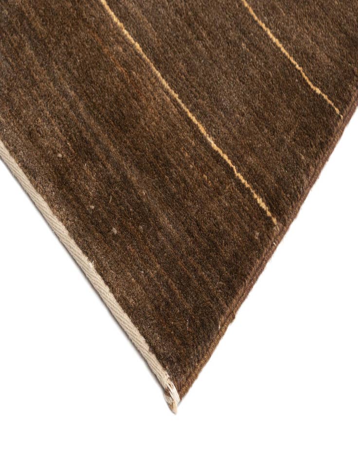 Detail image of 4' 7 x 6' 4 Juma Wool Rug