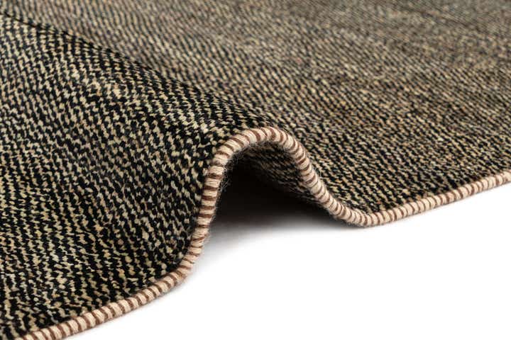 5' 7 x 8' 3 Juma Wool Rug
