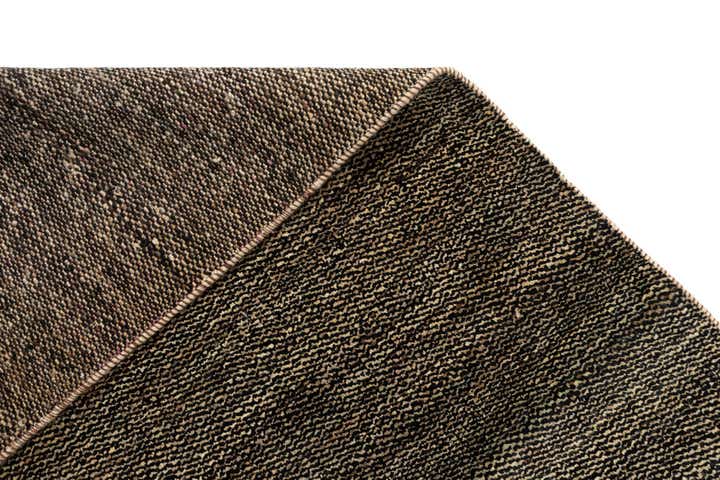 5' 7 x 8' 3 Juma Wool Rug