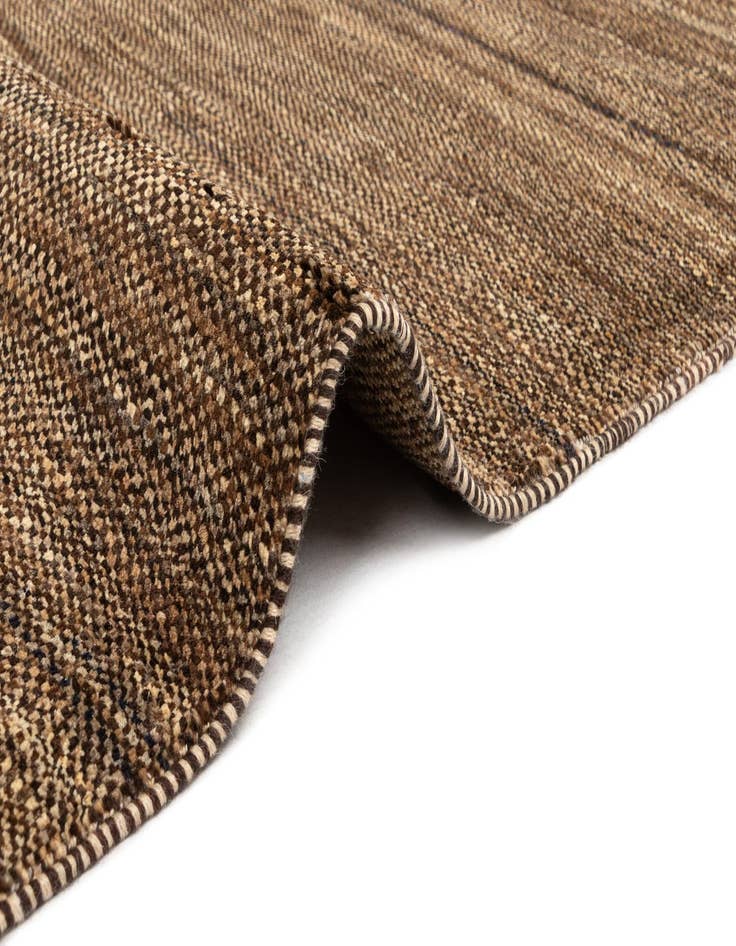 Detail image of 5' 7 x 7' 10 Juma Wool Rug