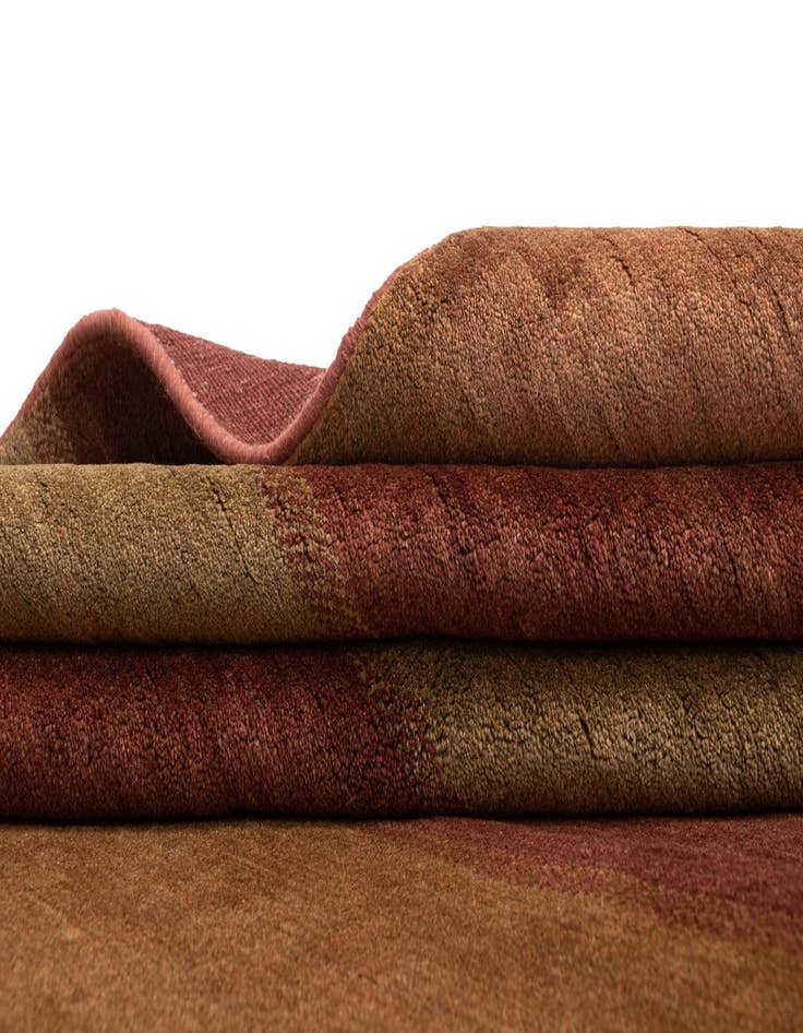 Detail image of 4' 11 x 8' 6 Juma Wool Rug