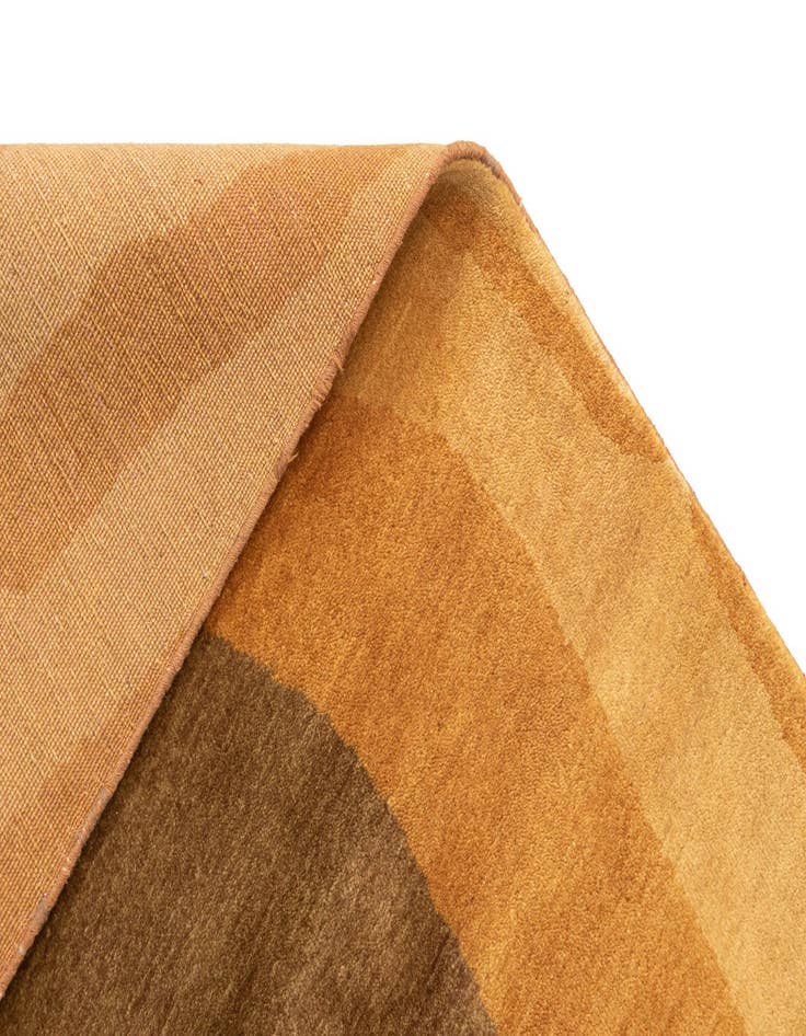 Detail image of 5' 6 x 7' 10 Juma Wool Rug