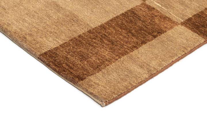 5' 7 x 8' 4 Juma Wool Rug