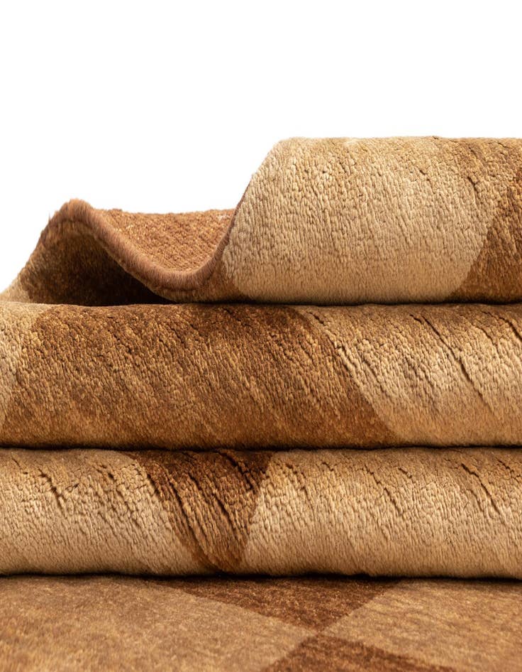 Detail image of 5' 7 x 8' 4 Juma Wool Rug