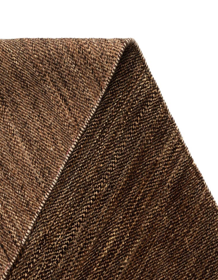 Detail image of 5' 5 x 7' 11 Juma Wool Rug