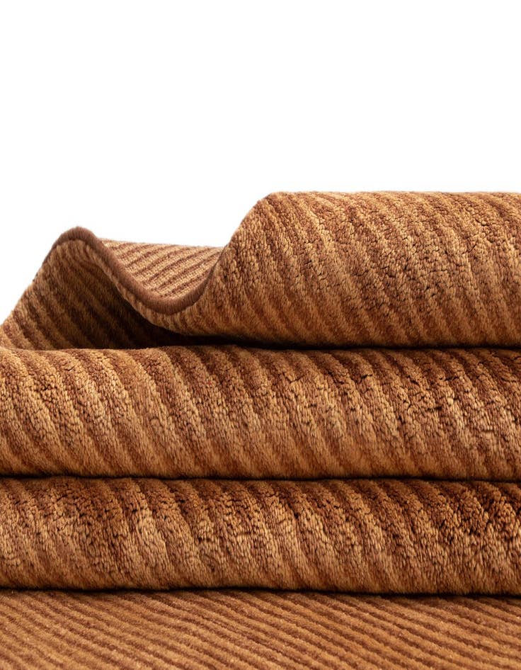 Detail image of 5' 6 x 8' Juma Wool Rug