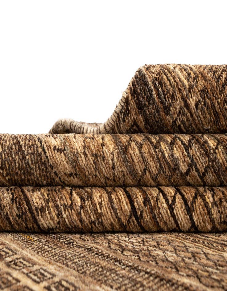 Detail image of 4' 7 x 6' 9 Juma Wool Rug