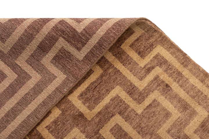4' 7 x 6' 8 Juma Wool Rug