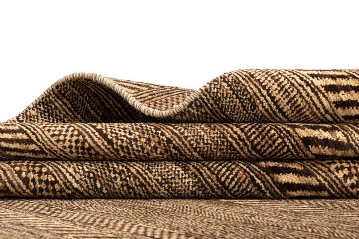 Detail image of 4' 6 x 6' 7 Juma Wool Rug