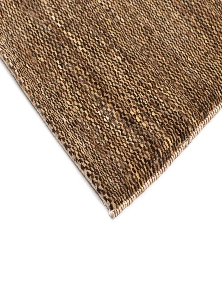 Detail image of 4' 10 x 6' 8 Juma Wool Rug