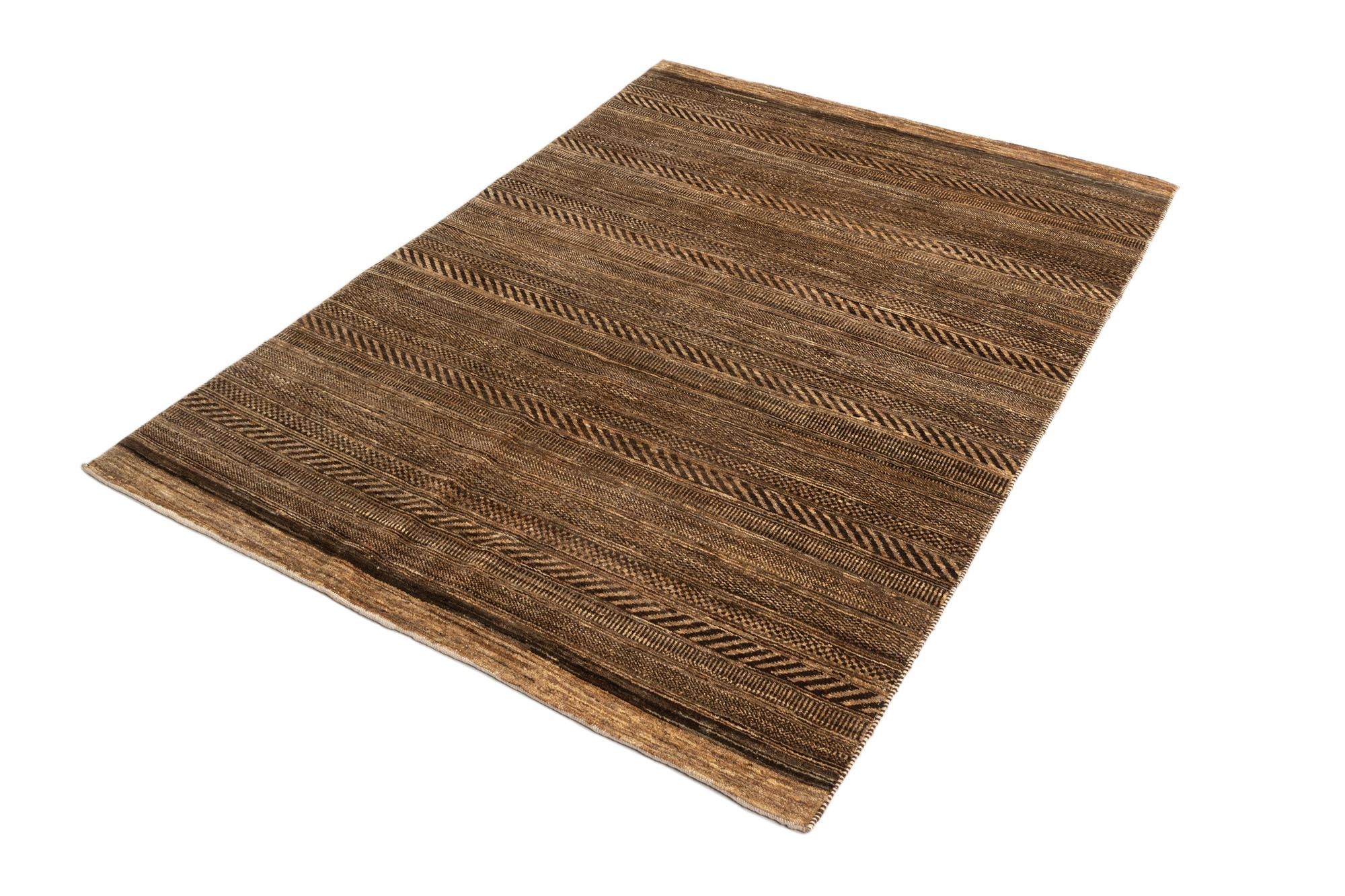 4' 7 x 6' 8 Juma Wool Rug