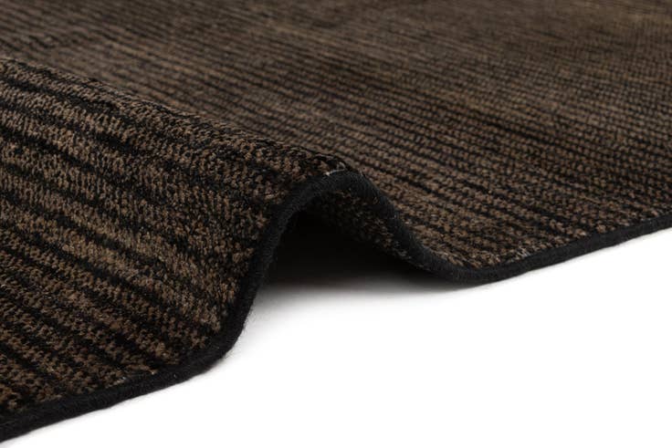 Detail image of 4' 6 x 6' 11 Juma Wool Rug