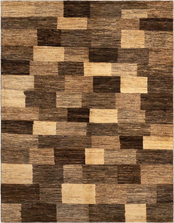 Detail image of 5' 5 x 8' Juma Wool Rug
