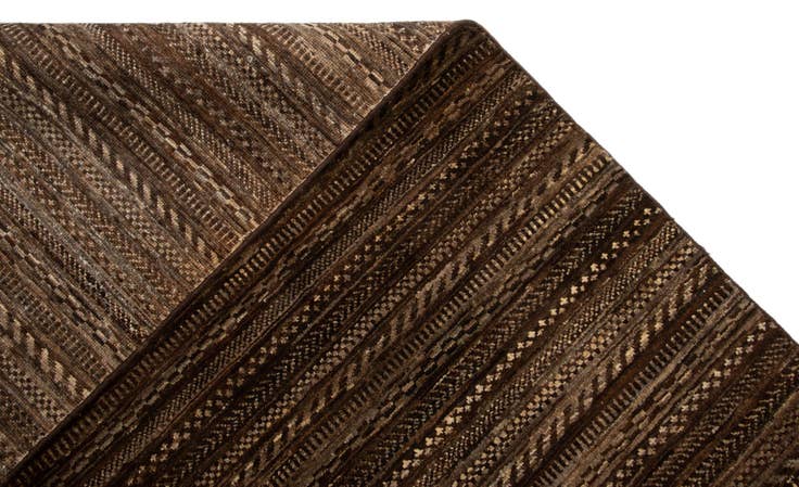 Detail image of 6' 6 x 7' 10 Juma Wool Rug