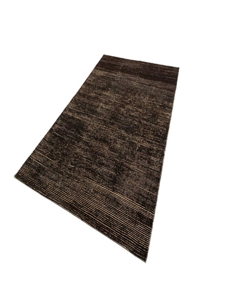 Detail image of 6' x 8' 11 Juma Wool Rug