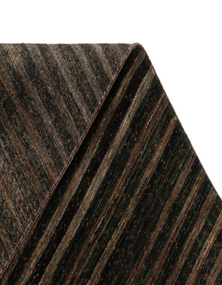 Detail image of 5' 6 x 8' Juma Wool Rug