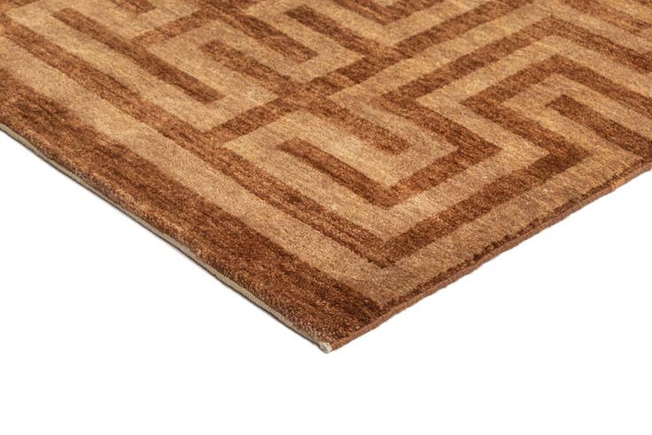 Detail image of 5' 6 x 8' Juma Wool Rug