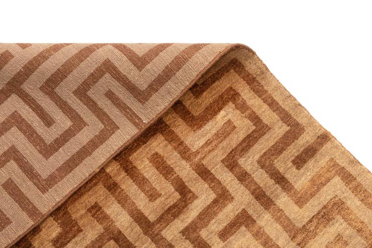 Detail image of 5' 6 x 8' Juma Wool Rug