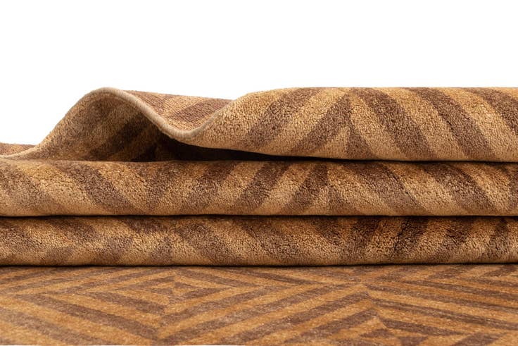 Detail image of 5' 6 x 8' 4 Juma Wool Rug