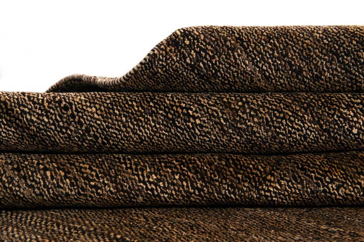 Detail image of 5' 6 x 7' 9 Juma Wool Rug