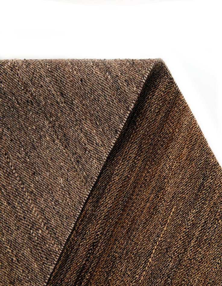 Detail image of 5' 6 x 7' 9 Juma Wool Rug