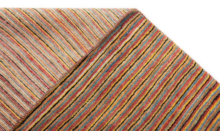 Detail image of 4' 11 x 6' 6 Juma Wool Rug