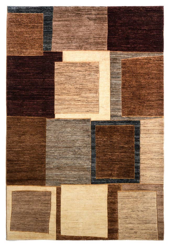 Detail image of 6' 8 x 9' 7 Juma Wool Rug