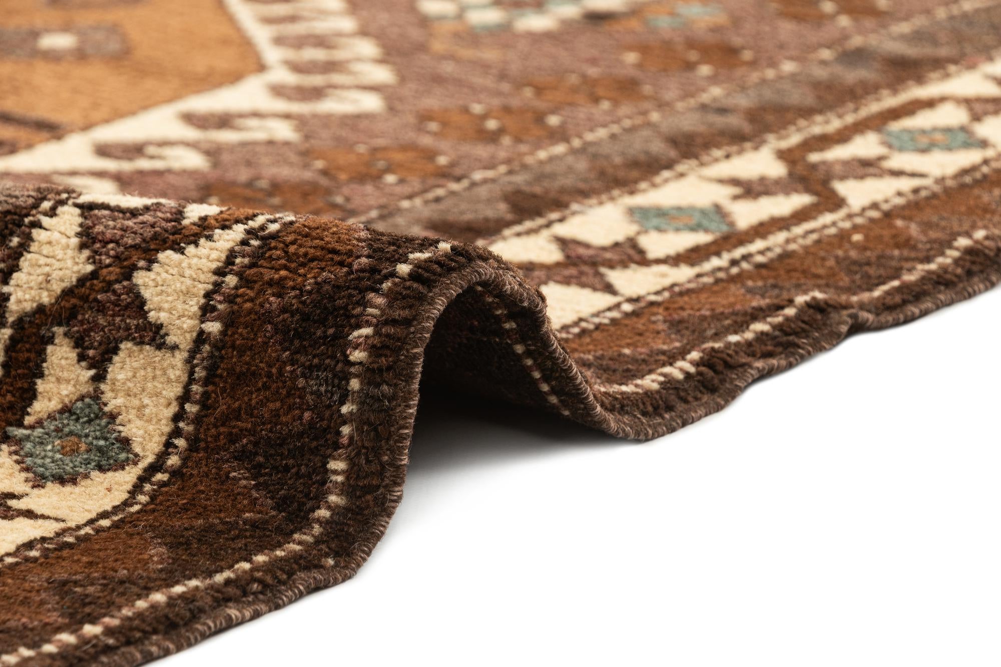 4' 6 x 6' 7 Hand Knotted Kars Wool Rug