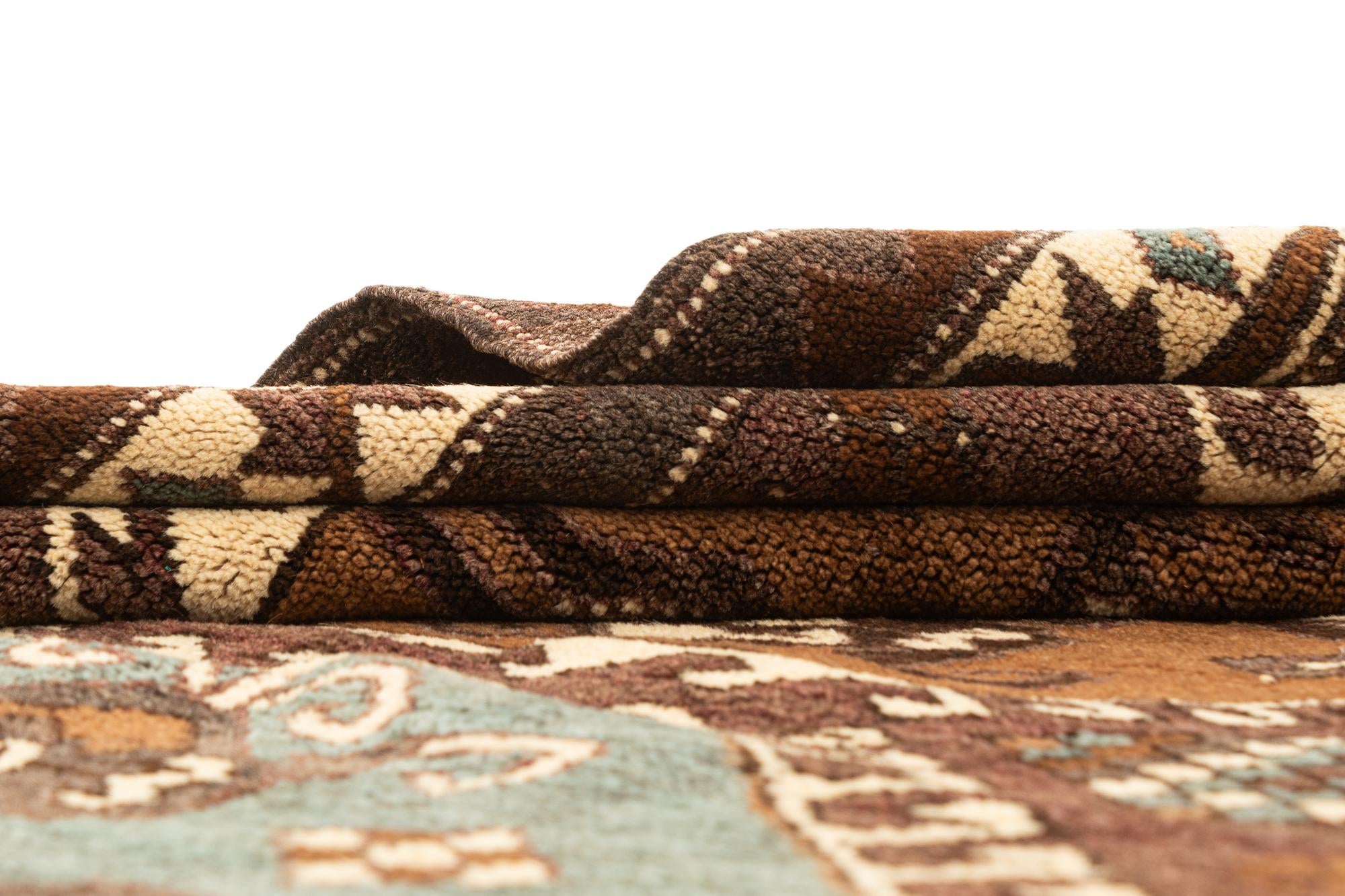 4' 6 x 6' 7 Hand Knotted Kars Wool Rug
