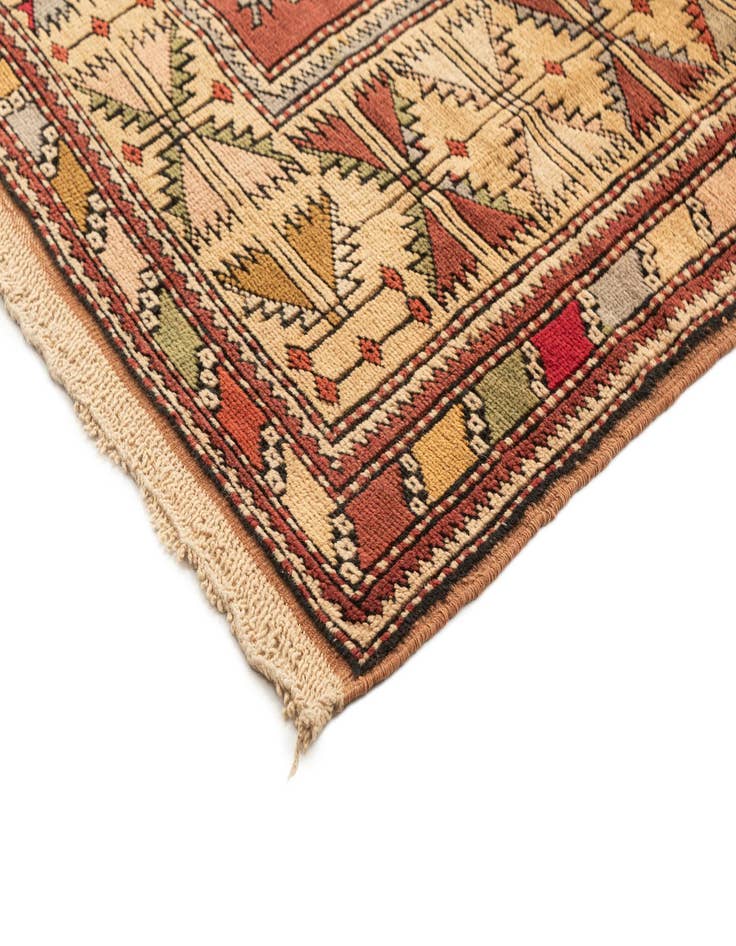 Detail image of 4' x 6' 4 Hand Knotted Kars Wool Rug
