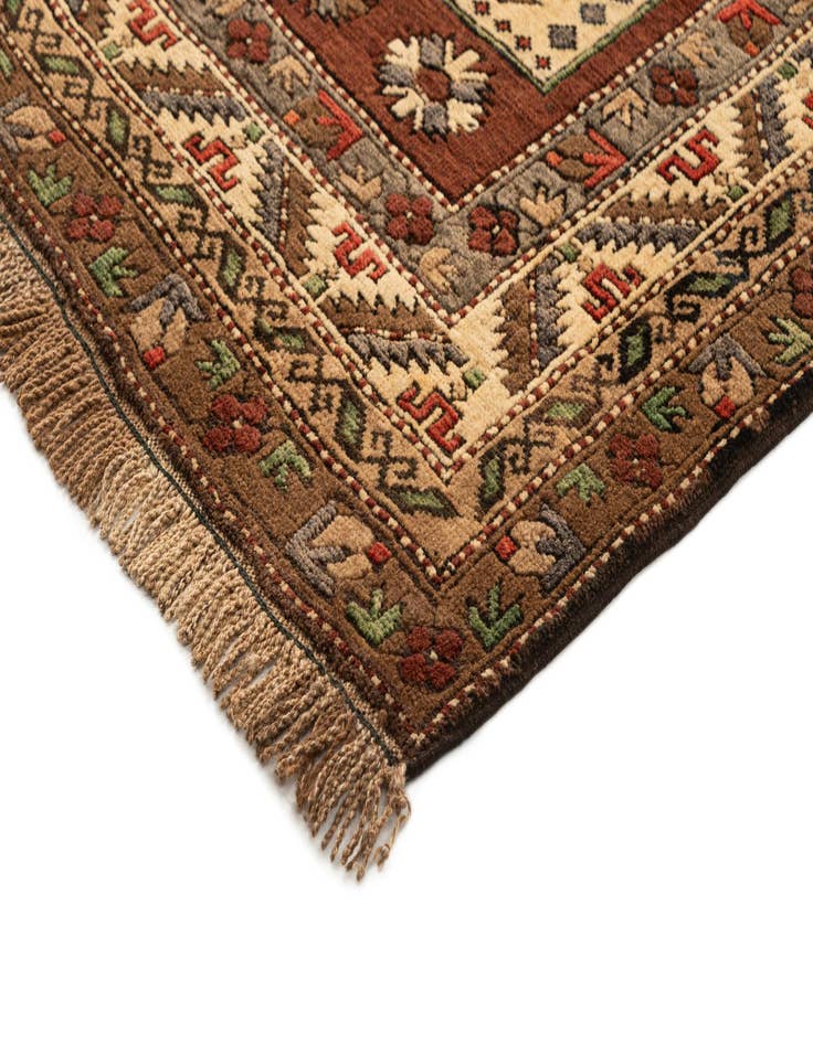 Detail image of 4' 8 x 7' 2 Hand Knotted Kars Wool Rug