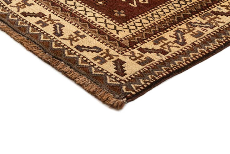 Detail image of 4' 8 x 6' 5 Hand Knotted Kars Wool Rug