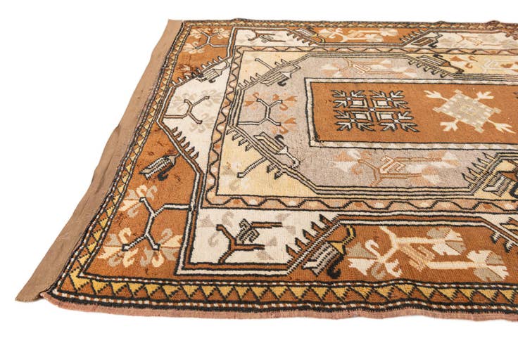 Detail image of 4' x 7' 6 Hand Knotted Kars Wool Rug