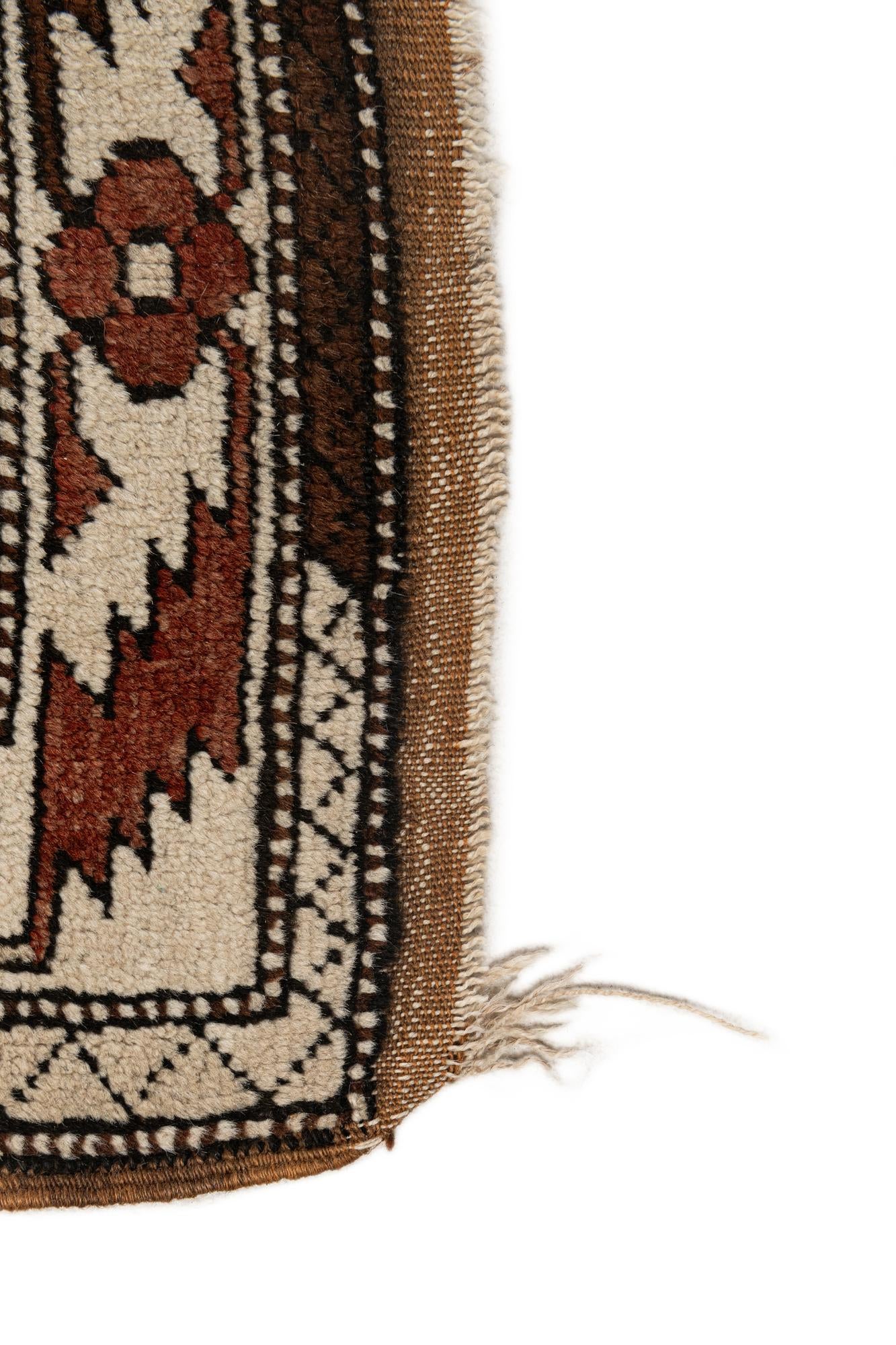 4' 3 x 7' 7 Hand Knotted Kars Wool Rug