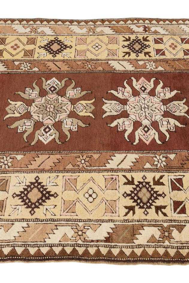 Detail image of 3' 9 x 6' 11 Hand Knotted Kars Wool Rug
