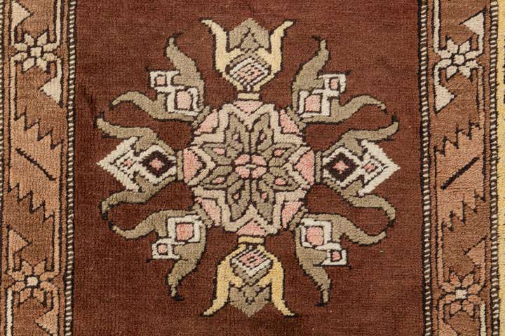 3' 9 x 6' 11 Hand Knotted Kars Wool Rug
