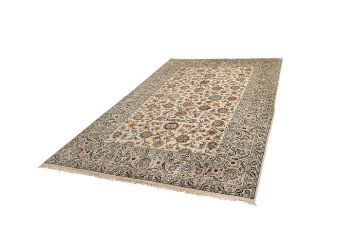 Detail image of 7' 4 x 11' 7 Kashan Wool Rug