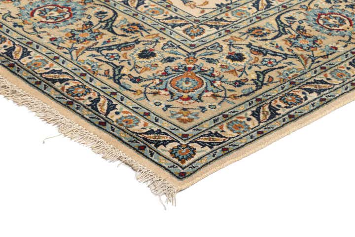 7' 4 x 11' 7 Kashan Wool Rug