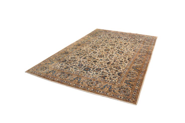 Detail image of 8' x 11' 7 Kashan Wool Rug