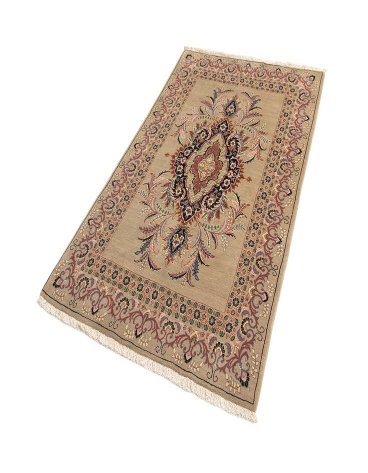 Detail image of 4' 6 x 7' 1 Kashan Rug