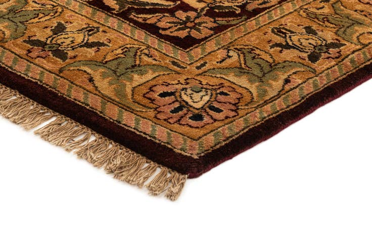 Detail image of 4' 1 x 6' 4 Kashan Rug