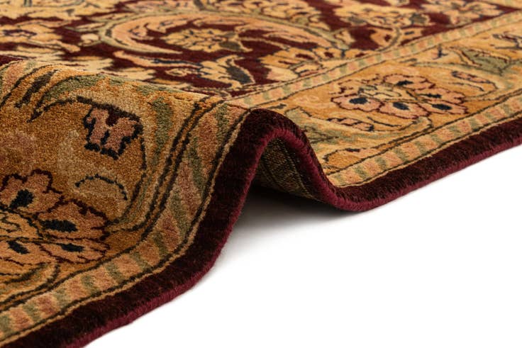 Detail image of 4' 1 x 6' 4 Kashan Rug