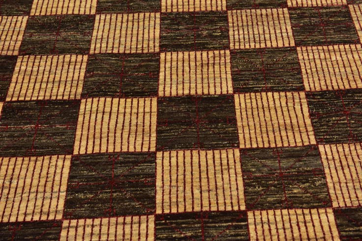 Detail image of 5' 9 x 8' Hand Knotted Kashkuli Gabbeh Wool Rug