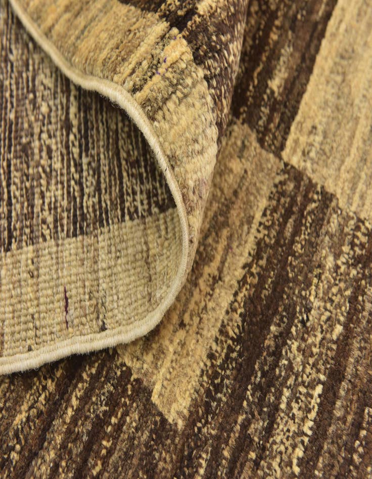 Detail image of 6' 6 x 9' 8  Hand Knotted Kashkuli Gabbeh Wool Rug