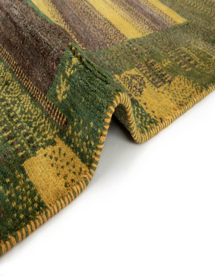 Detail image of 2' 7 x 4' 5 Kashkuli Wool Rug